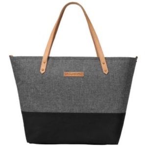 Large Petunia pickle bottom downtown tote